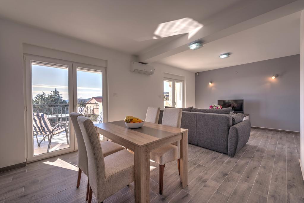 Villa Sandy Apartments Tivat Exterior foto